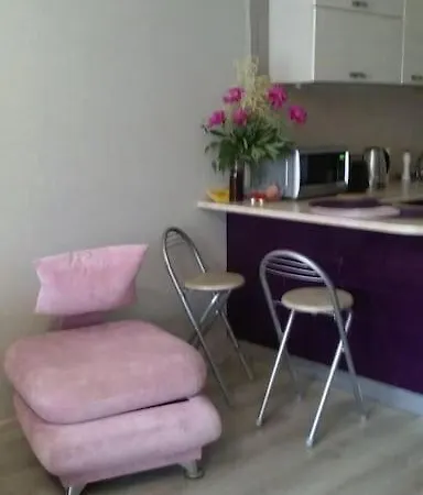 Spacious 1bedroom Apartment, W Free Parking, W Pet 里加
